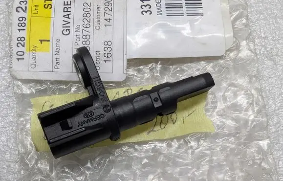 Volvo XC40 ABS brake wheel speed sensor 32214293