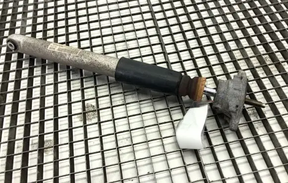 Porsche Panamera (970) Rear shock absorber/damper 97033316107
