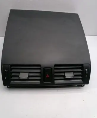 Mazda 3 I Dash center air vent grill B32H55311
