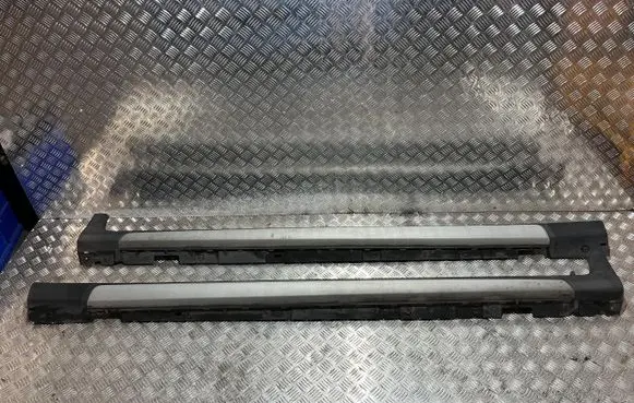 Ford Focus Front sill (body part) DG21198