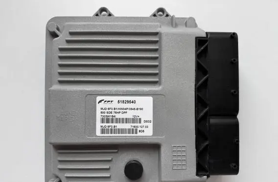Fiat 500 Engine control unit/module 51829540 MJD6F3B1