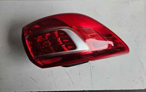 KIA Sportage Rear/tail lights L924013W
