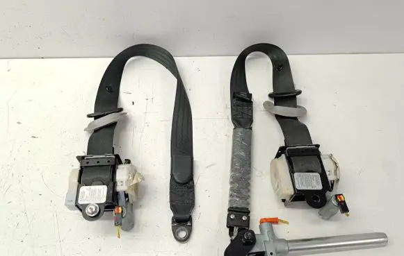 KIA Sportage Front seatbelt 888203U200ED 888103U210ED