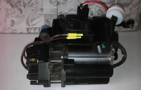 Volkswagen Touareg II Air suspension compressor/pump 4M0616005E 4M0616005F 4M0616005G