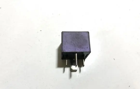 Renault Megane I Other relay 03525