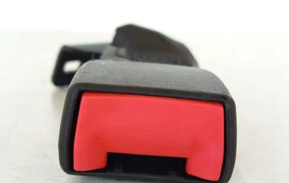 Fiat 500 Abarth Rear seatbelt buckle 34045525 020616 D794
