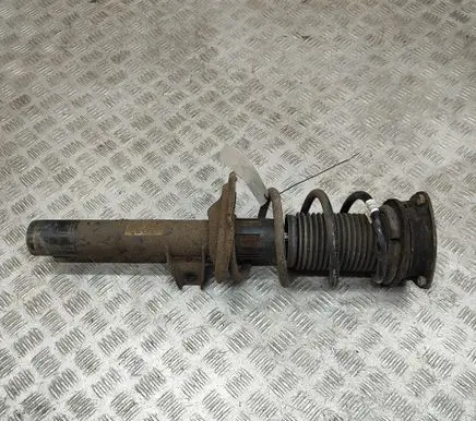 Volkswagen PASSAT B8 Front shock absorber/damper 3Q0413031BN