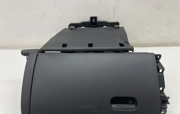 Hyundai IONIQ 6 Glove box 84501KL100