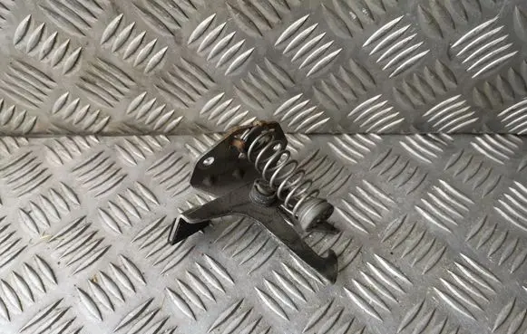 Volvo S60 Engine bonnet (hood) release handle 