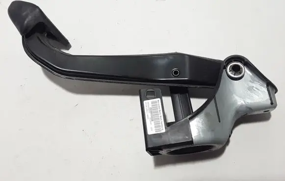 Mercedes-Benz CLS C218 X218 Brake pedal A2042902001