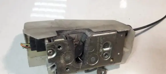 Front door lock