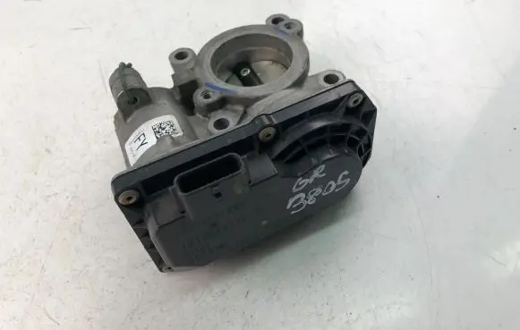 Renault Clio IV Throttle valve H8201171233