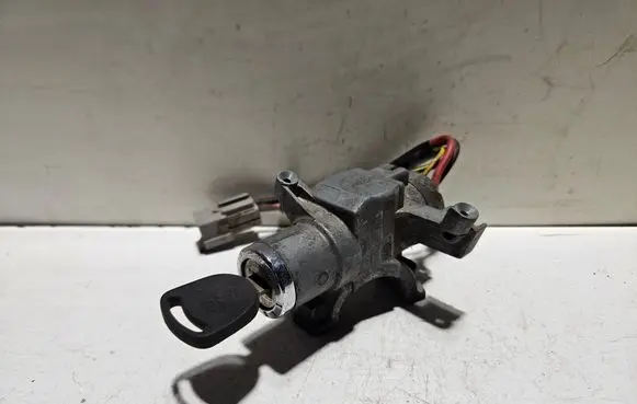 Ford Fiesta I Ignition lock 77FB3675CA G88495