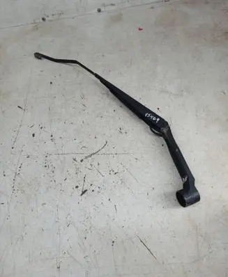 Smart ForFour I Front wiper blade arm 6828