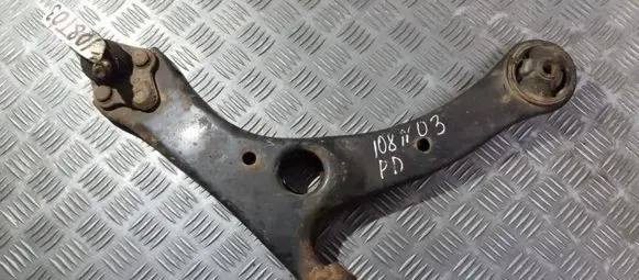 Toyota Corolla E120 E130 Front lower control arm/wishbone