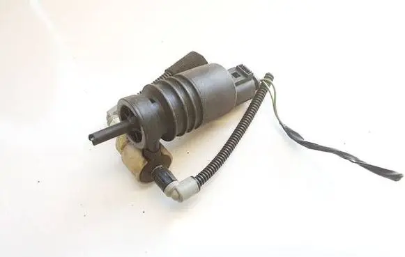 Skoda Fabia Mk2 (5J) Windscreen/windshield washer pump 1K6955651