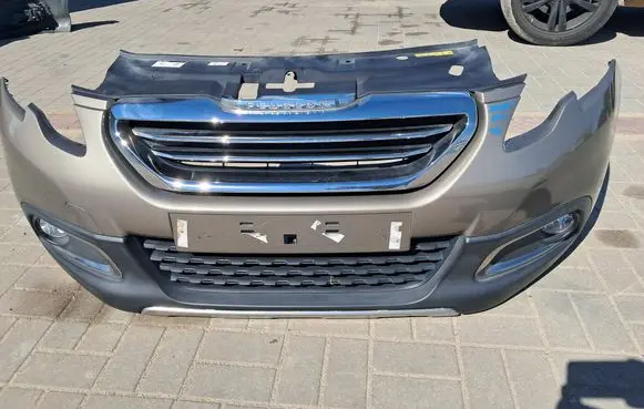 Peugeot 2008 I Front bumper