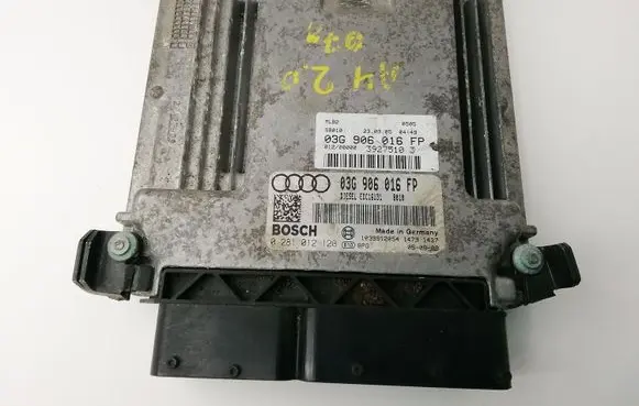 Audi A4 S4 B8 8K Engine control unit/module 03G906016FP 0281012128