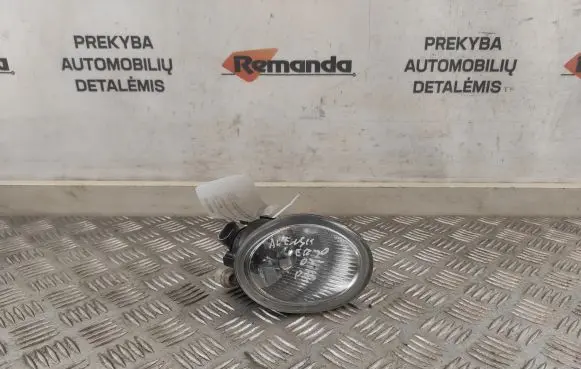 Toyota Avensis Verso Front fog light 9006HB4