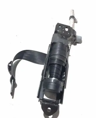 Volvo V50 Front seatbelt 8639693