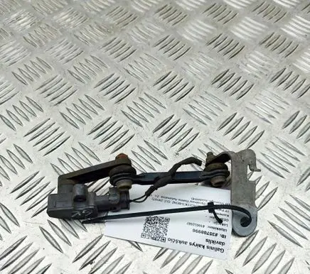 Mercedes-Benz GLE W167 Rear air suspension level height sensor A0009059413