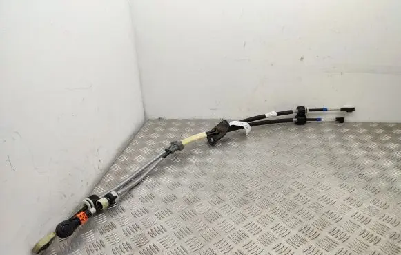 Ford Puma Gear shift cable linkage L1BR7E395CD