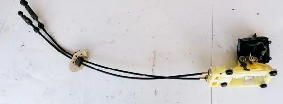Hyundai Elantra Gear shifter/selector