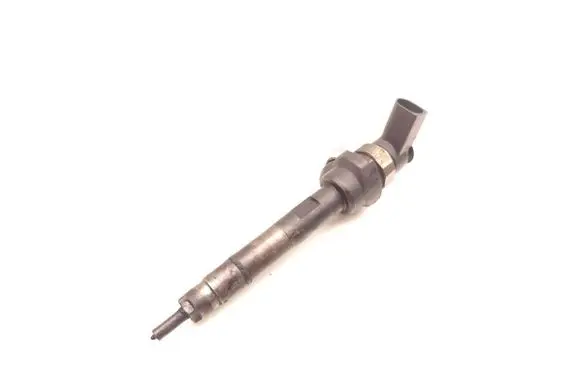 BMW 3 F30 F35 F31 Fuel injector 7798446 0445110289