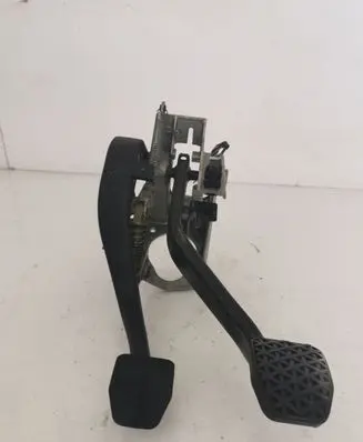 BMW 3 E90 E91 Pedal assembly 42322403