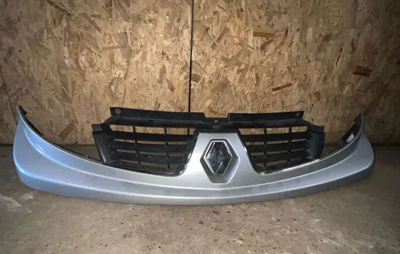 Renault Trafic II (X83) Front bumper upper radiator grill