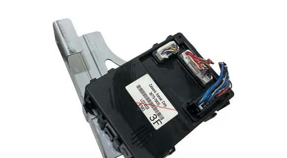 Suzuki Grand Vitara II Other control units/modules 3677076K50