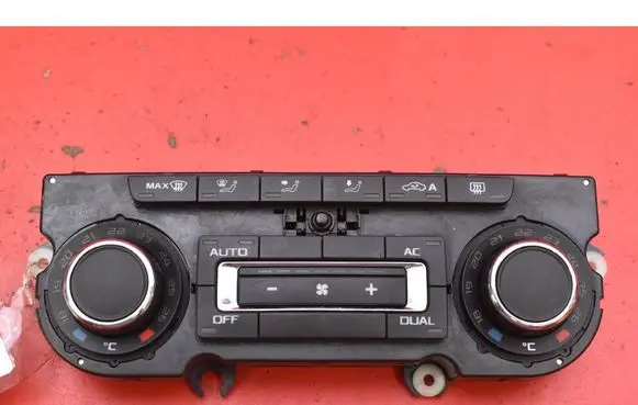 Skoda Octavia Mk2 (1Z) Climate control unit 3T0907044AR