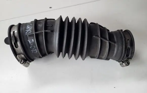 Ford Galaxy Air intake duct part DS739C662KG