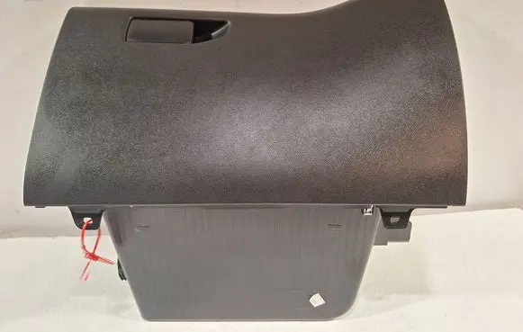 Peugeot 308 Glove box 9677995177