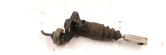 Audi A4 S4 B5 8D Clutch master cylinder 8E1721401 006236025000