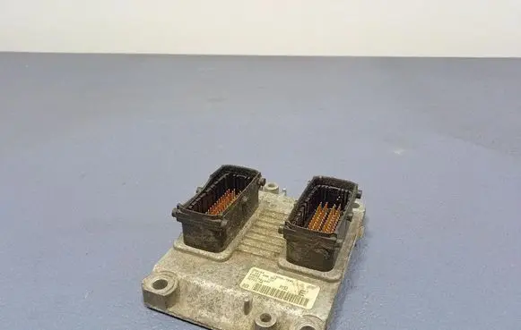 Fiat Grande Punto Engine control unit/module ECU 1039S17391