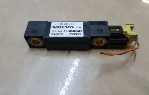 Volvo V70 Airbag deployment crash/impact sensor 8622365