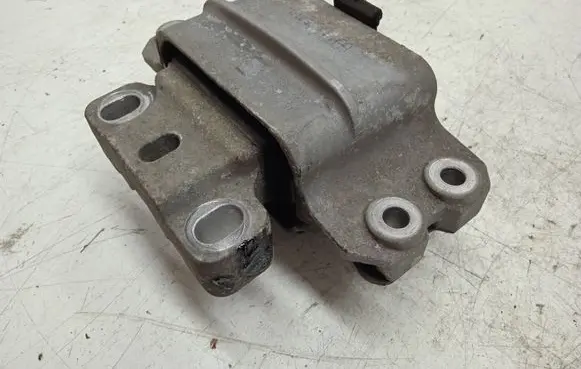 Audi A3 S3 8P Engine mount bracket 1K0199555