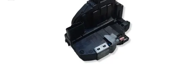 Nissan Leaf II (ZE1) Rear door lock V802V