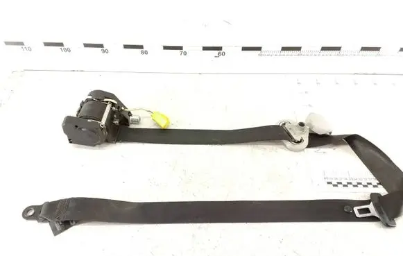 Volkswagen Caddy Front seatbelt 33014052 2K0857805E