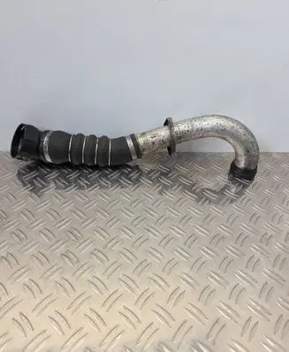 BMW 3 E90 E91 Intercooler hose/pipe 7790089 11884410 21040C2905