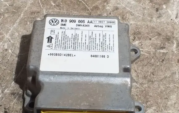 Skoda Octavia Mk2 (1Z) Airbag control unit/module 1K0909605AA