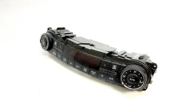Mercedes-Benz CLS C219 Climate control unit 2198301185