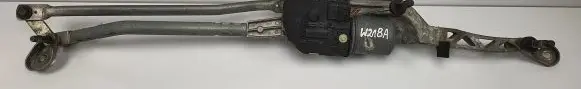 Mercedes-Benz CLS C218 AMG Front wiper linkage and motor A2128201240