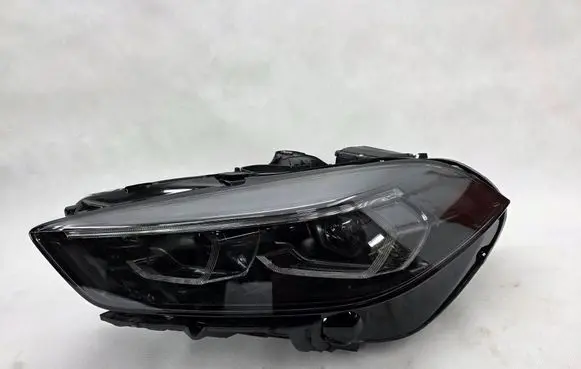 BMW 1 F40 Headlight/headlamp 5A257D3