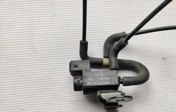 Opel Zafira A Turbo solenoid valve 90530039