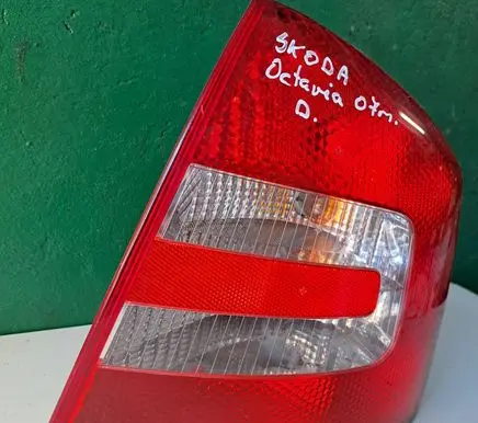 Skoda Octavia Mk2 (1Z) Rear/tail lights