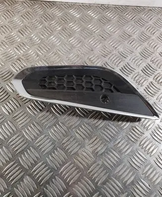 Volvo XC60 Front bumper corner part panel trim 31294136 31294135 BP8BB