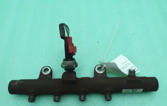 Renault Laguna III Fuel main line pipe 5WS40154 8200815617