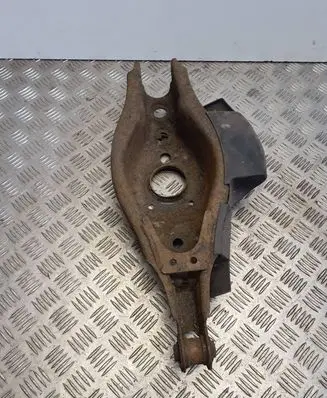 Toyota Avensis T270 Rear upper control arm/wishbone
